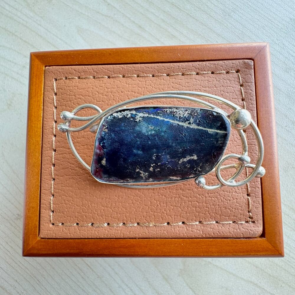 Vintage 925 Sterling Silver Winding Hand-wrought Boulder Opal Brooch Pin
